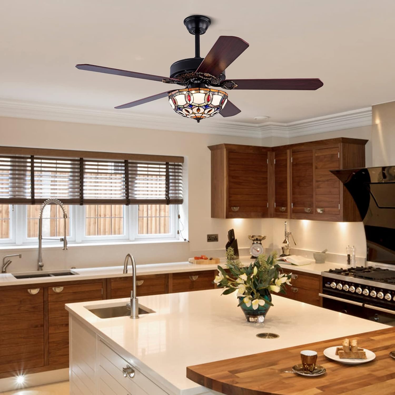 Tiffany-Style Stained Glass Ceiling Fan with Lights,52 Inch Chandelier Fan Light with 5 Reversible Wood Blades 3 Color/3 Speed Indoor Ceiling Fan with Remote Control,for Dining Living Room
