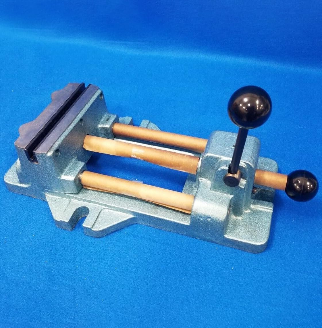 Wilton Cam-Action Drill Press Vise, 6' Jaw Width, 6-3/16' Max Opening (Model 1206)