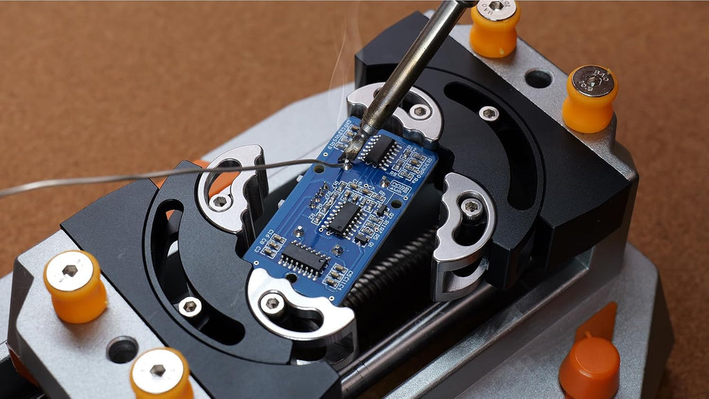 Smart Vise – Desktop Mini Vise for Soldering, Crafts, DIY Projects – Adjustable Grip, Ideal for Electronics and Small Repairs
