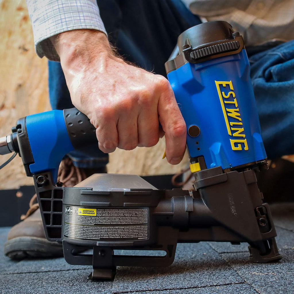 Estwing ECN45 Pneumatic 15 Degree 1-3/4' Coil Roofing Nailer with 1/4' NPT Industrial Swivel Fitting and Bag