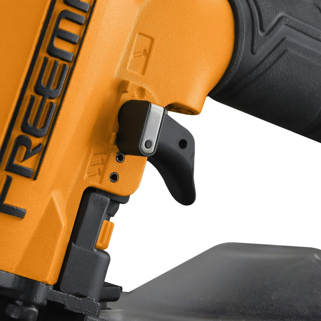 Freeman 2nd Generation Pneumatic 15° 2-1/2' Coil Siding Nailer | G2CN65 | Cedar Shingles, Roof and Wall Sheathing, Flooring Underlayment, Siding, Wood Fencing
