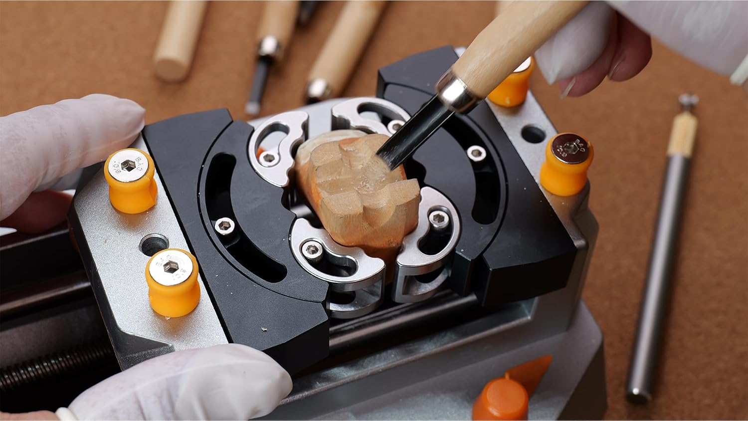 Smart Vise – Desktop Mini Vise for Soldering, Crafts, DIY Projects – Adjustable Grip, Ideal for Electronics and Small Repairs