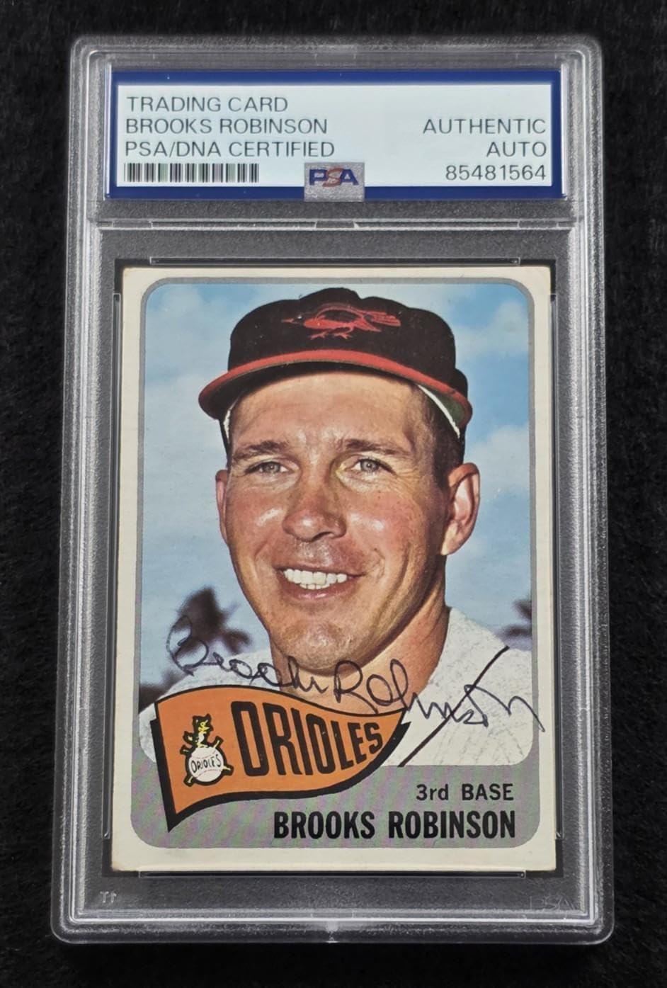 Rare 1965 BROOKS ROBINSON Signed TOPPS Card-HALL OF FAME-BALTIMORE ORIOLES-PSA - Baseball Slabbed Autographed Cards