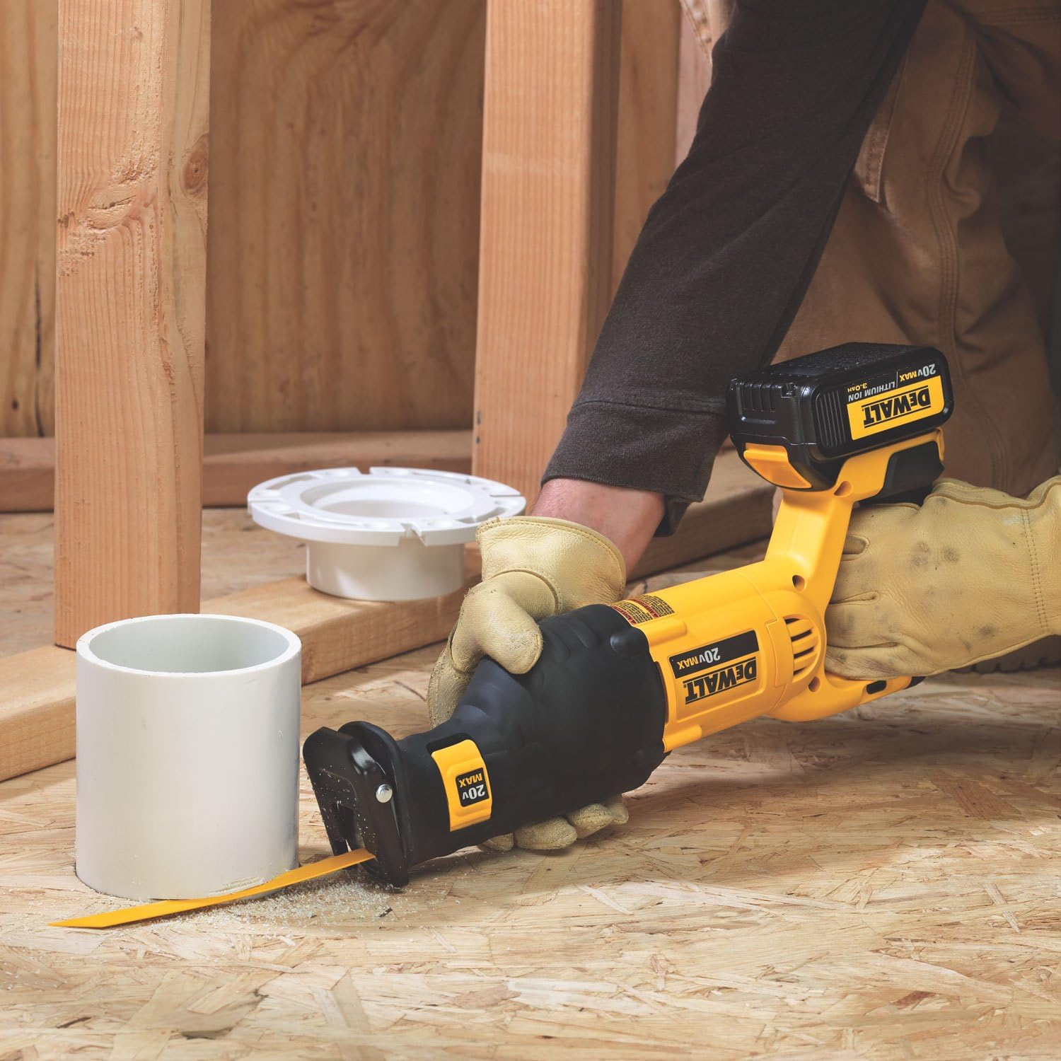 DEWALT DCS380L1 20-Volt MAX Li-Ion 3.0 Ah Reciprocating Saw Kit