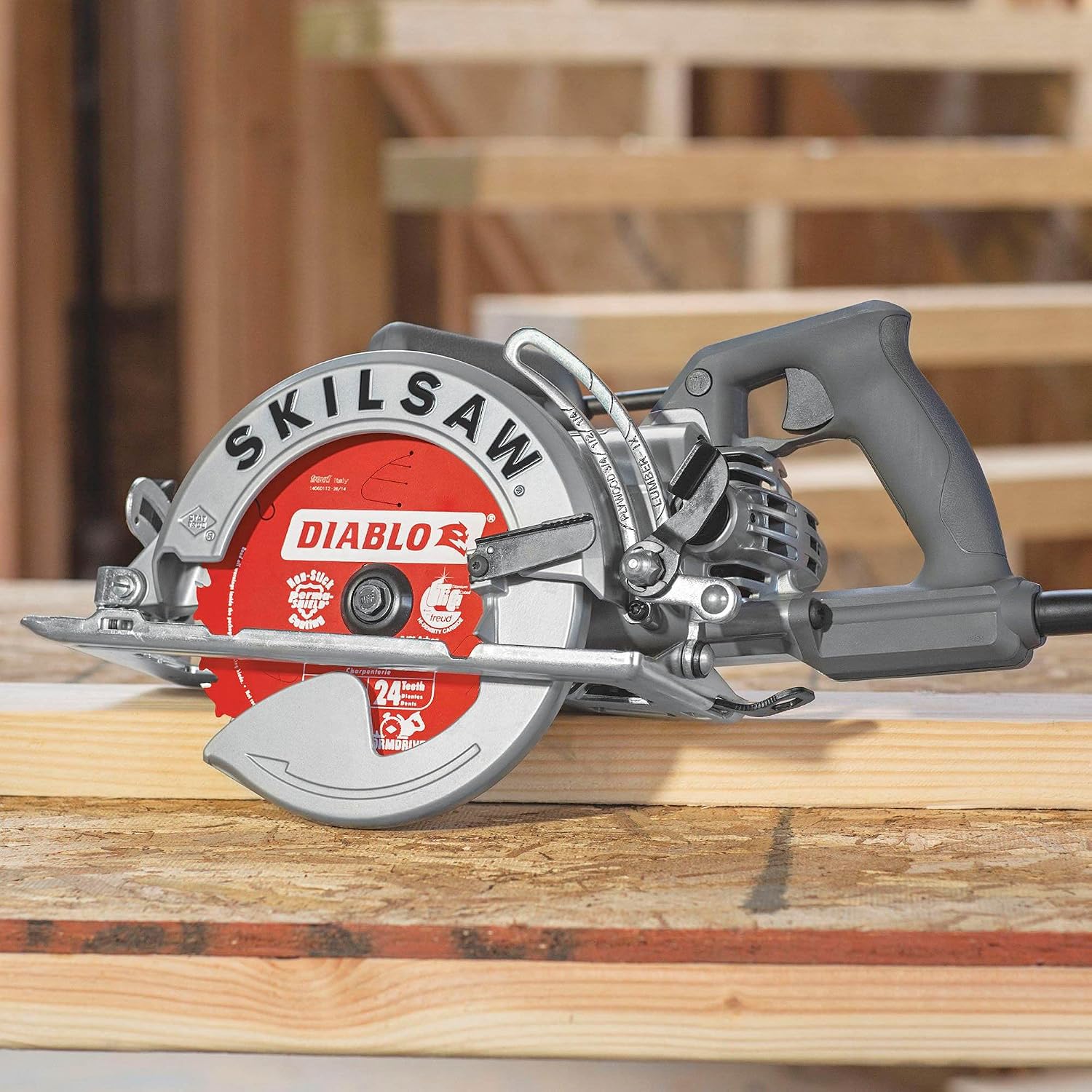 SKIL 7-1/4' Worm Drive Corded Circular Saw-SPT77W-22