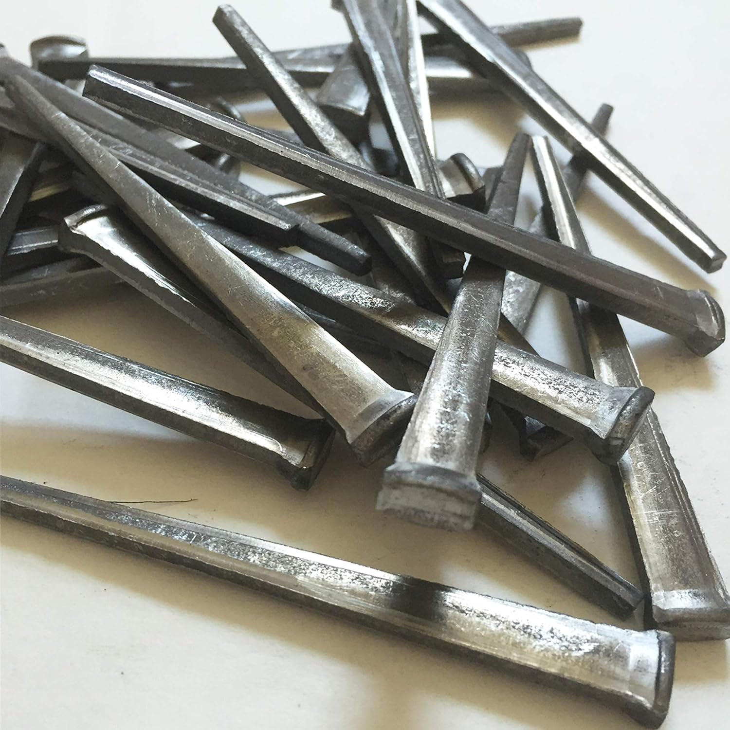 4'- SHEATHING NAILS - Antique rustic restoration SHEATHING accent nails for Wood Siding, face nailing Wood Flooring, shutters & furniture – Decorative clavos – Distinctive FLAT HEAD Nail