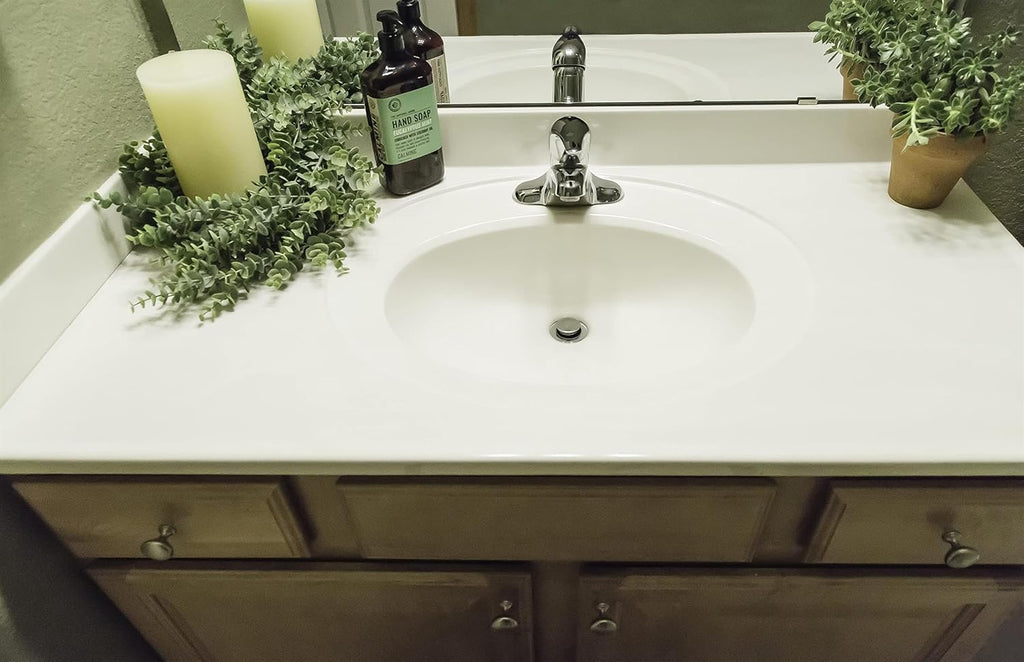 Pemberly Row 31'x19' Cultured Marble Vanity Top, Solid White Finish, Single Bowl with Oval Sink, Integrated Backsplash, Pre-Drilled Faucet Holes for Bathroom 30' Vanities