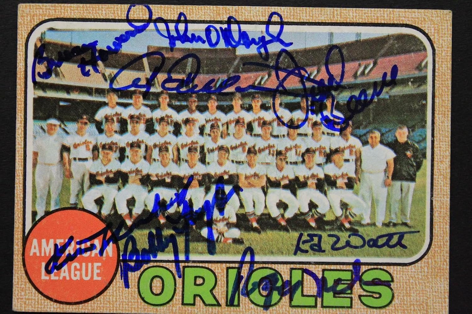 1968 Topps #334 Autographed Baltimore Orioles Signed Team Card 8 Autos A14 - Baseball Slabbed Autographed Cards