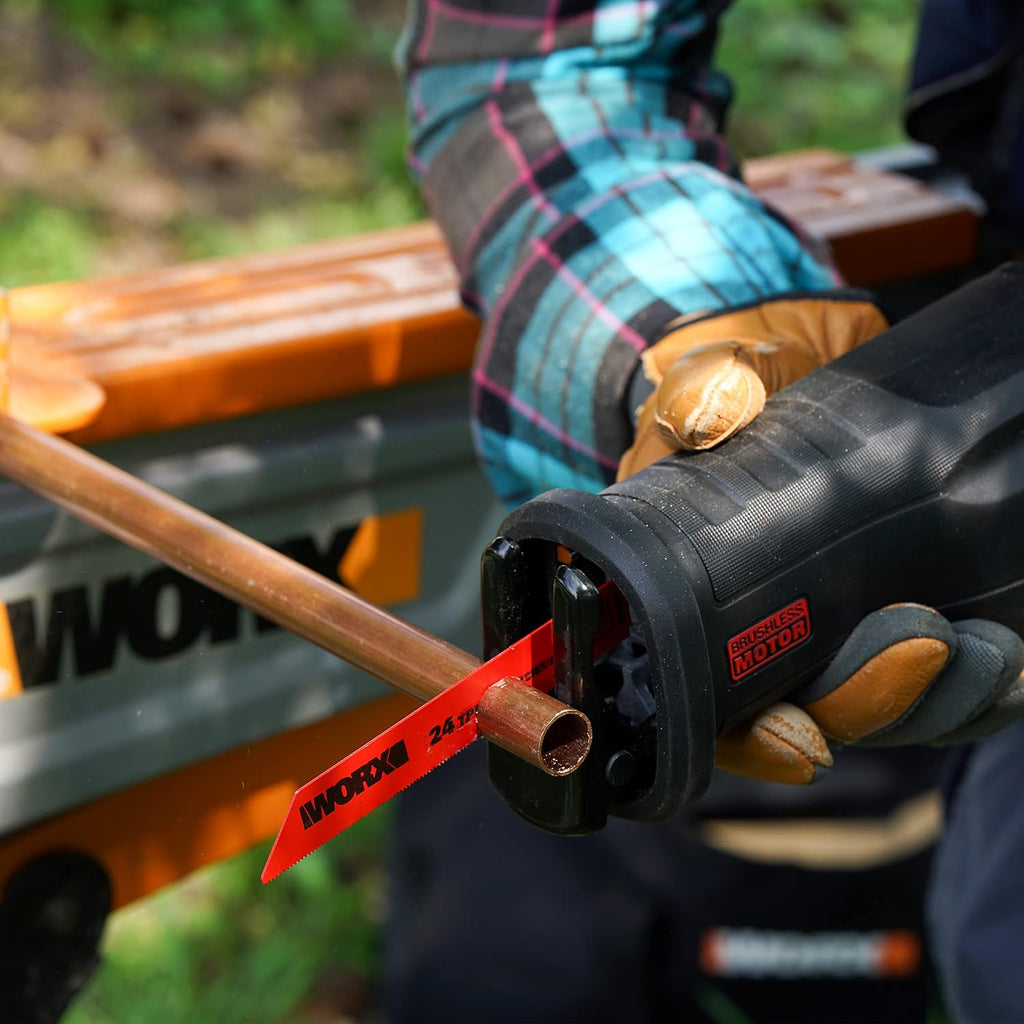 WORX 20V WX516 Cordless Sabre Saw, 29 mm Stroke, Up to 300 mm, Brushless Motor, Multi-Material, Variable Speed, Lightweight and Ergonomic, with 1 x 4Ah Battery and Charger