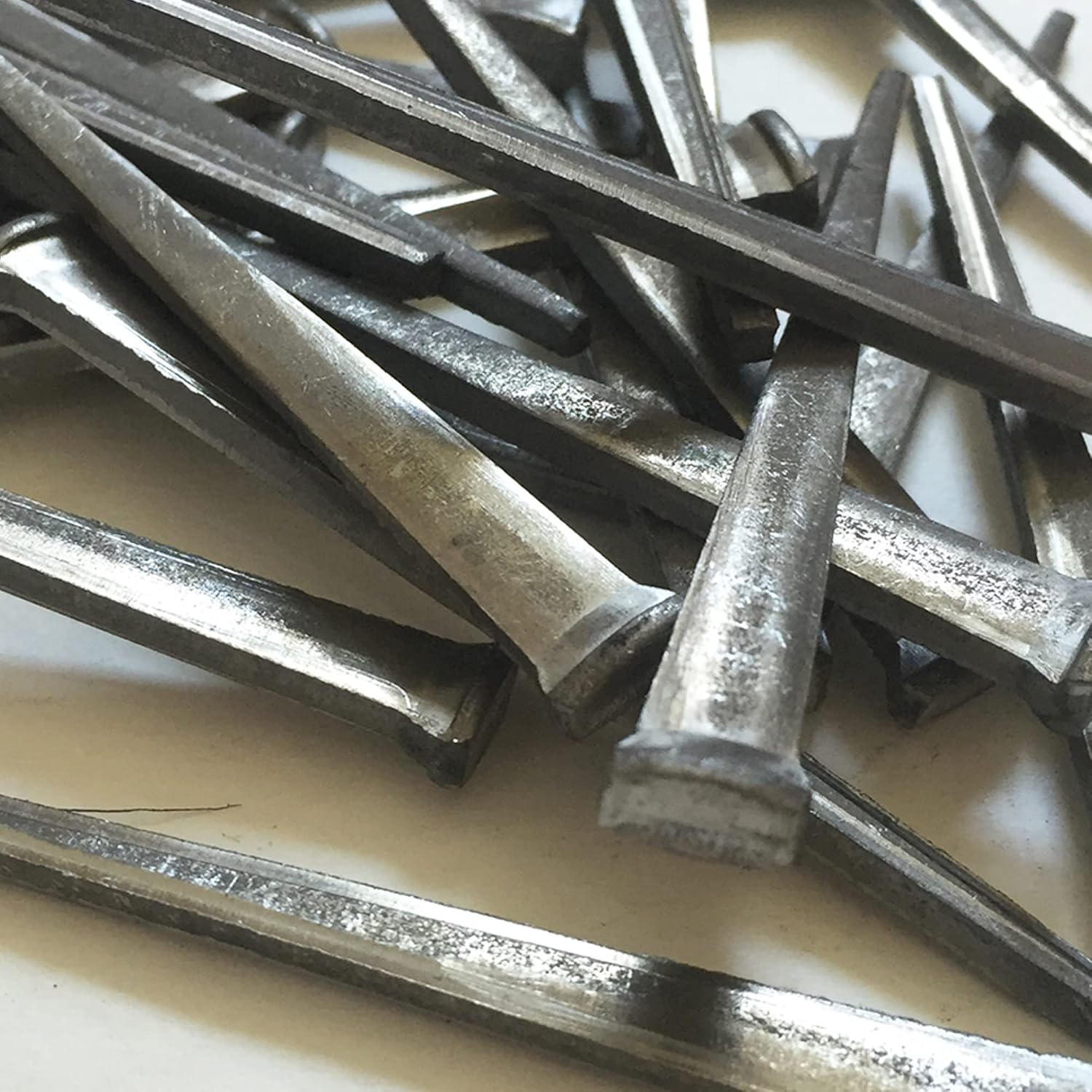 4'- SHEATHING NAILS - Antique rustic restoration SHEATHING accent nails for Wood Siding, face nailing Wood Flooring, shutters & furniture – Decorative clavos – Distinctive FLAT HEAD Nail