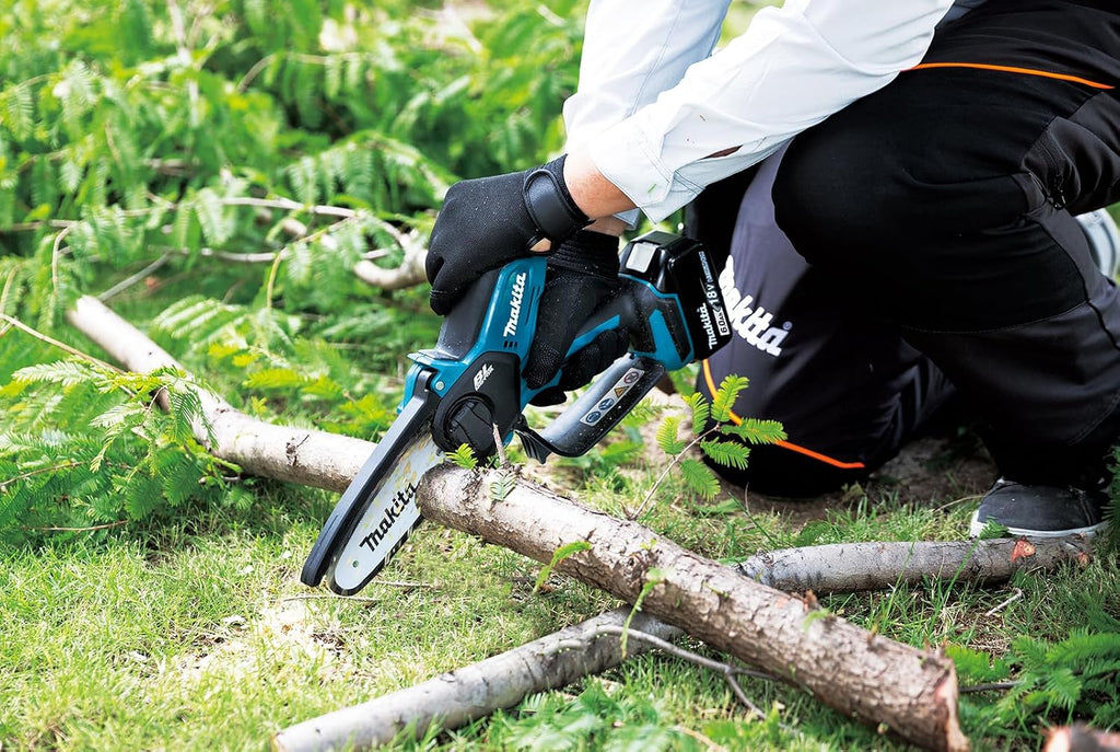 Makita DUC150Z 18V Li-ion LXT Brushless 150mm Pruning Saw, Batteries and Charger Not Included